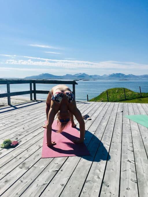 Sjarmerende Hus Med Orkesterplass Til Hav Og Fjell Stave Exterior foto